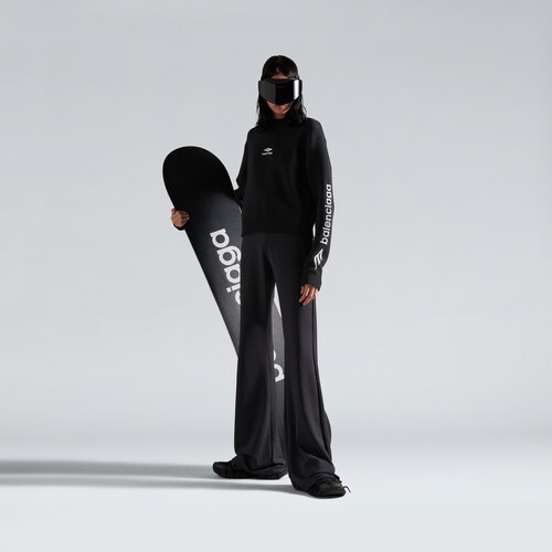 3b sports icon cropped crewneck