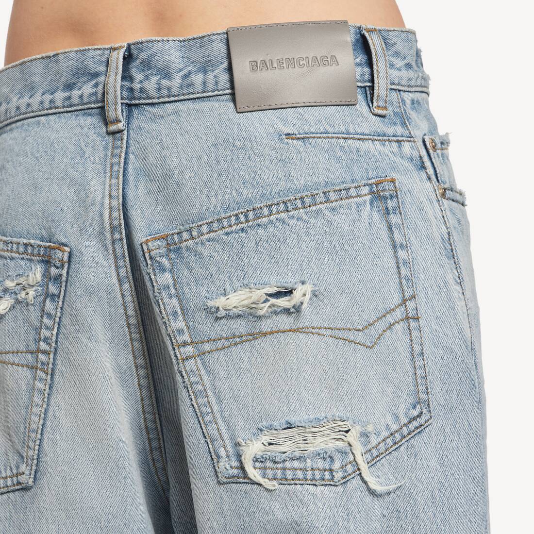 Women's Twisted Seam Jeans in Bleach Light Bleu | Balenciaga Romania EN - Image 6