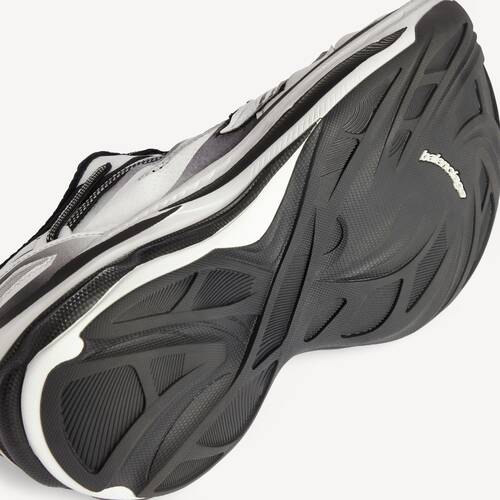 jet sneaker