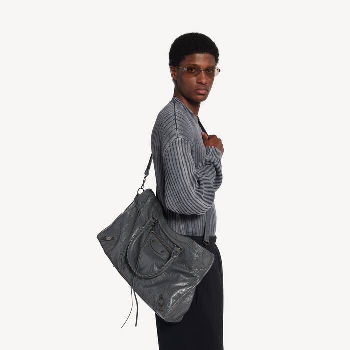 Le City Bag Large in Volcanic Rock | Balenciaga Netherlands EN - Image 2