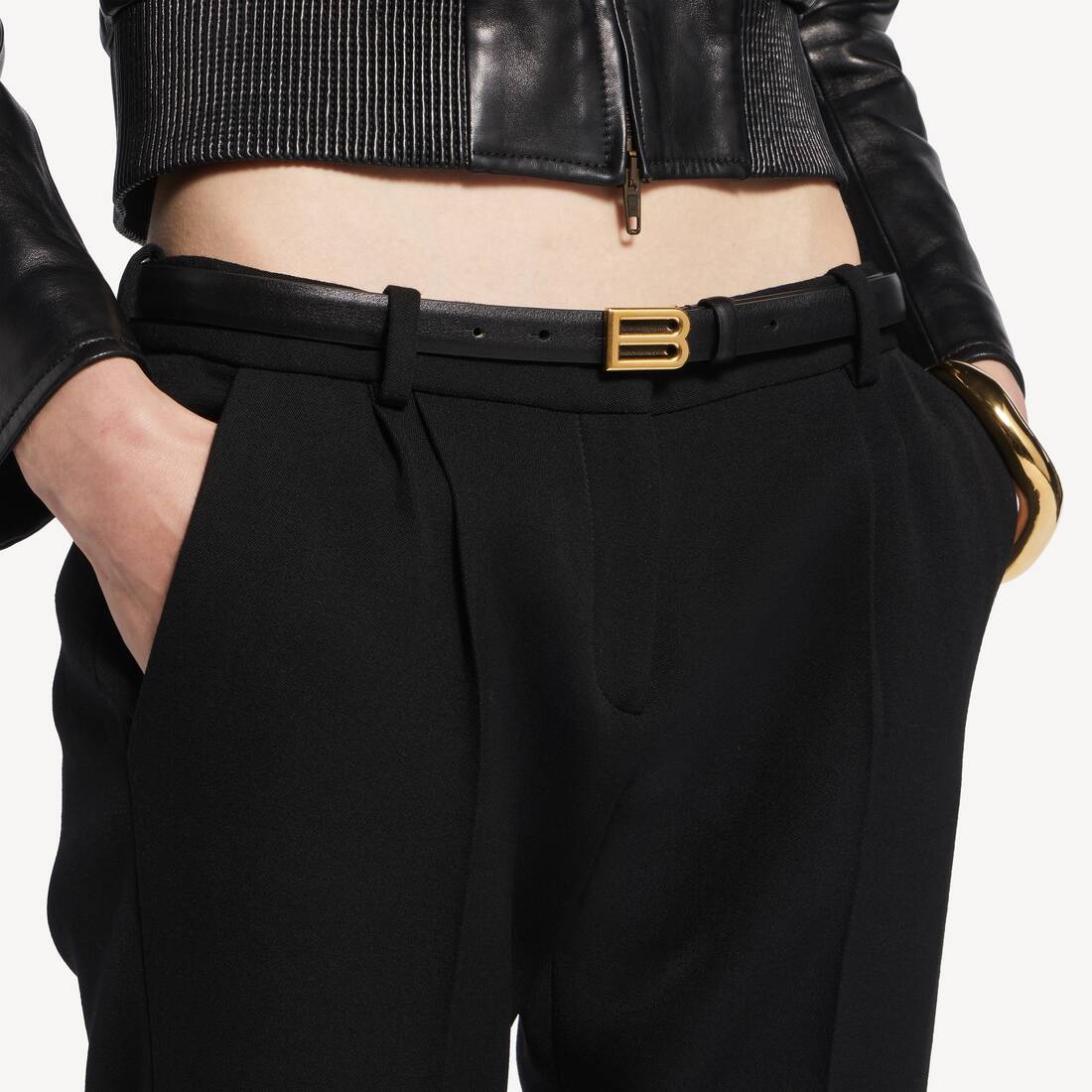Women's Bolero B Belt in Black | Balenciaga Hungary EN - Image 4