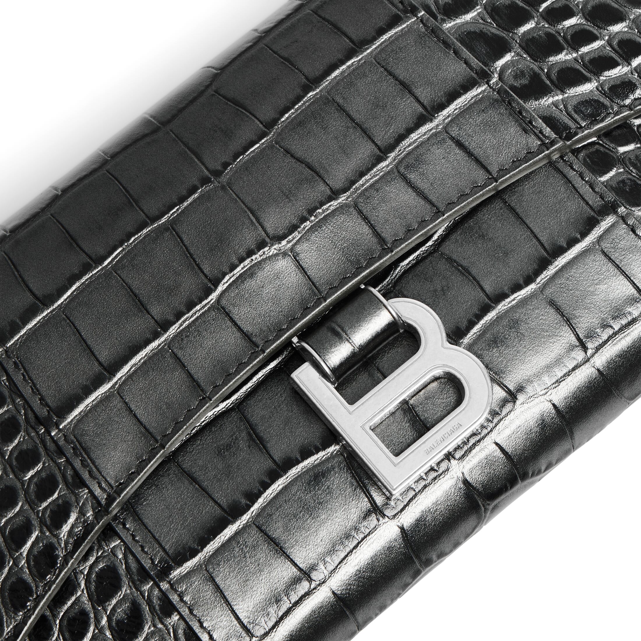 hourglass wallet on chain