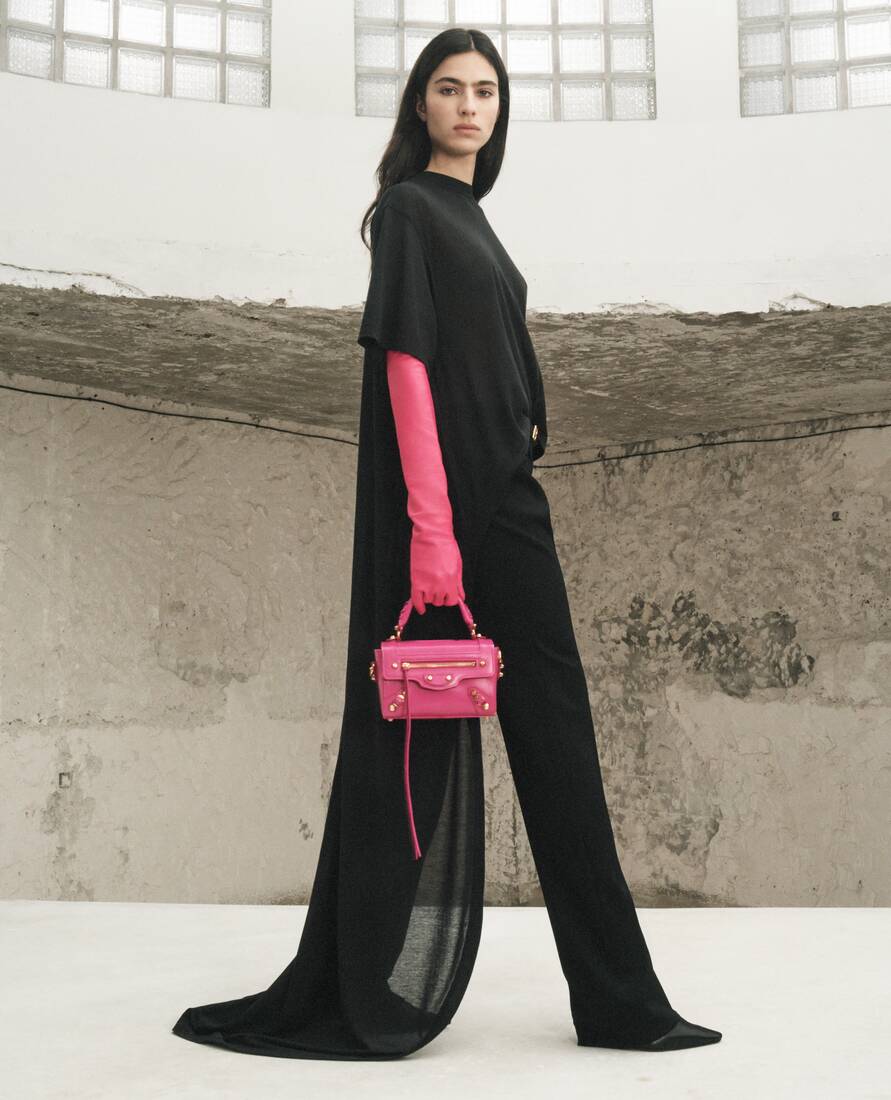 Balenciaga Official Online Boutique AU - Image 1