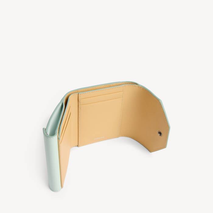 Women's Envelope Bifold Wallet With Flap in Almond Green - Women | Balenciaga Japan EN - Image 3