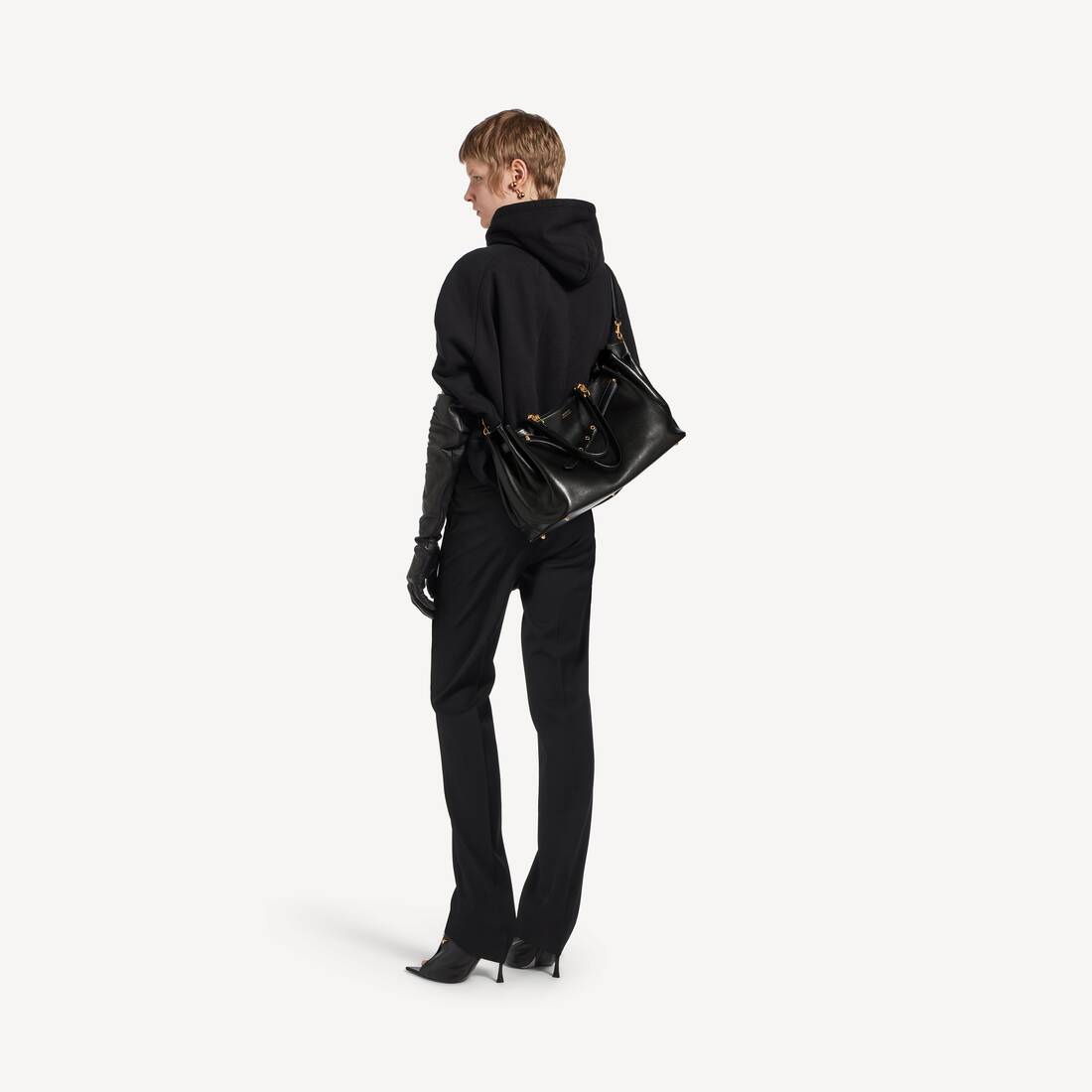 Women's Fan Carry All Bag Medium in Black | Balenciaga United States EN - Image 9