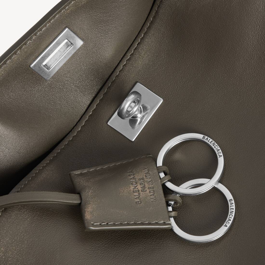 Men's Rodeo Messenger Bag Small in Khaki | Balenciaga Hong Kong SAR EN - Image 6