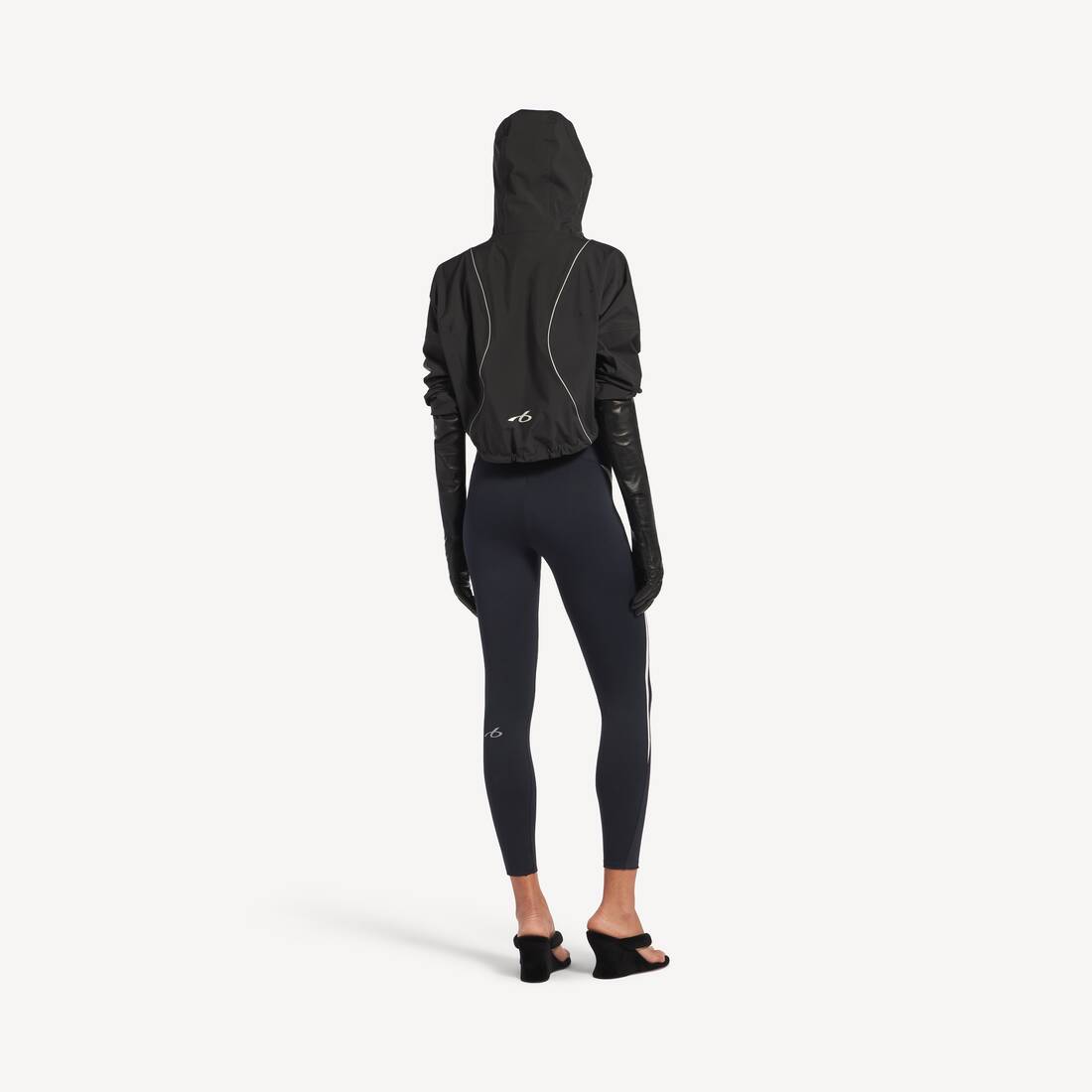 Veste Cropped Techwear pour Femme en Noir | Balenciaga Belgique FR - Image 4