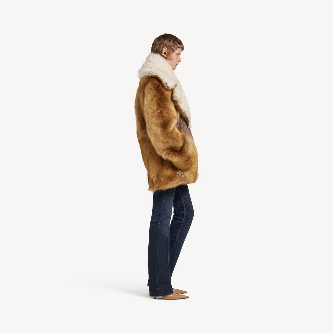 Geformte Shearling-jacke f&uuml;r Damen in Grau/braun/beige | Balenciaga &Ouml;sterreich DE - Image 3