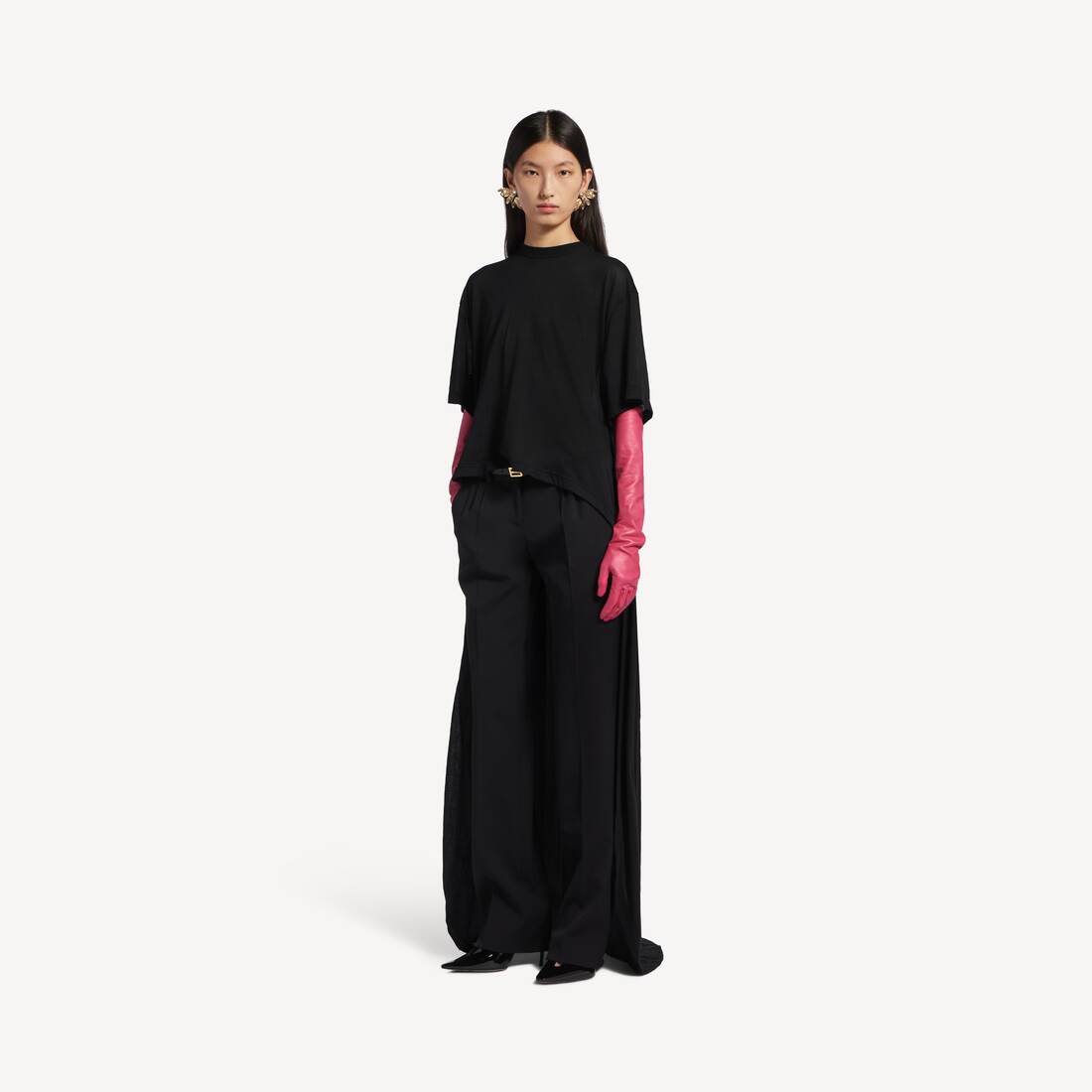 Women's Train T-shirt in Black | Balenciaga Bulgaria EN - Image 2