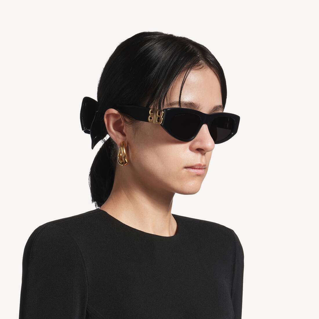 Loop Ohrringe f&uuml;r Damen in Gold | Balenciaga Deutschland DE - Image 6