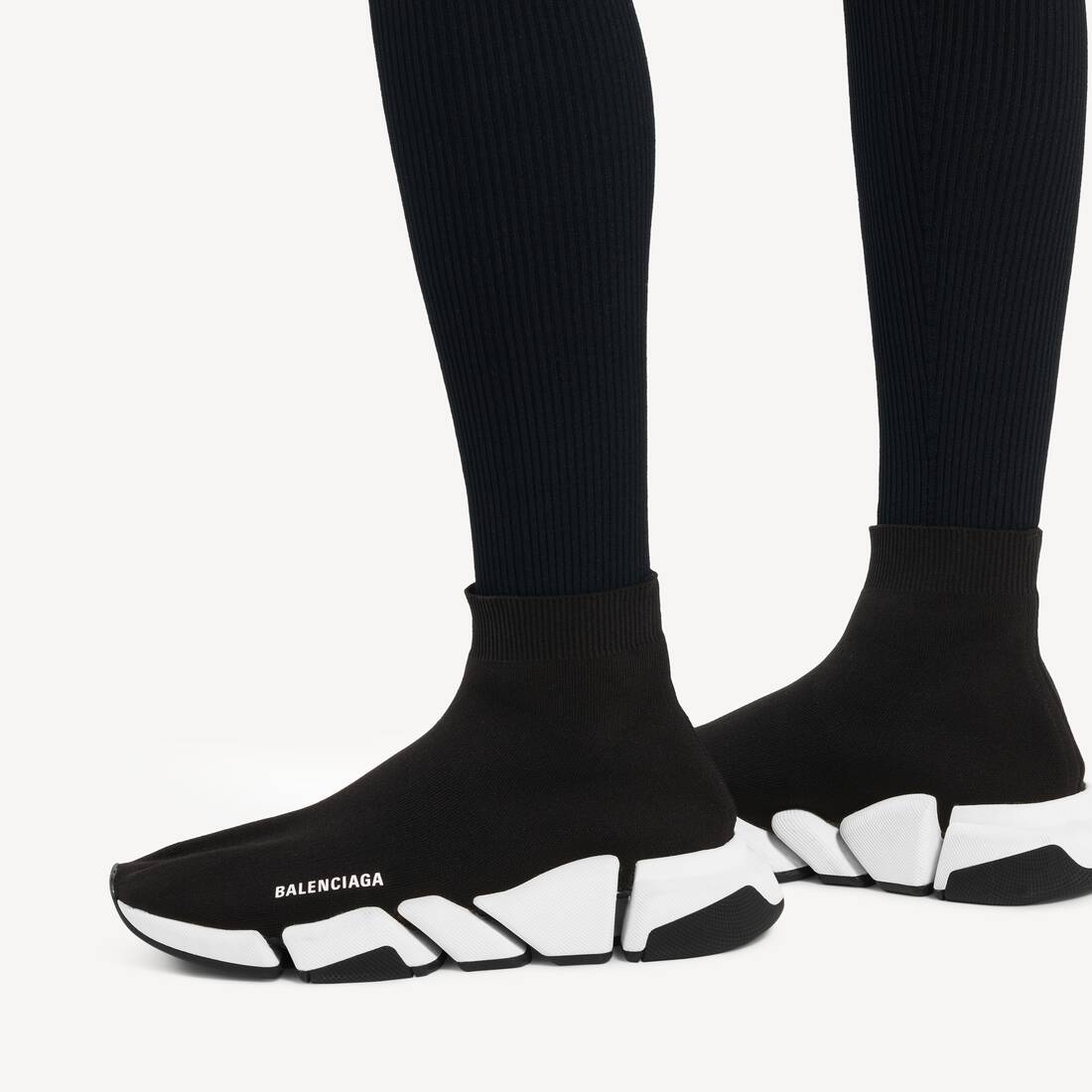 Women's Speed 2.0 Recycled Knit Sneaker With Bicolor Sole in Black/white | Balenciaga United States EN - Image 6