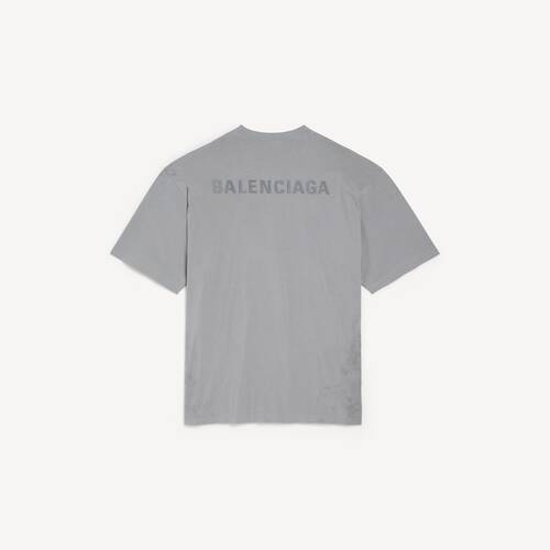 t-shirt balenciaga back vestibilit&agrave; media