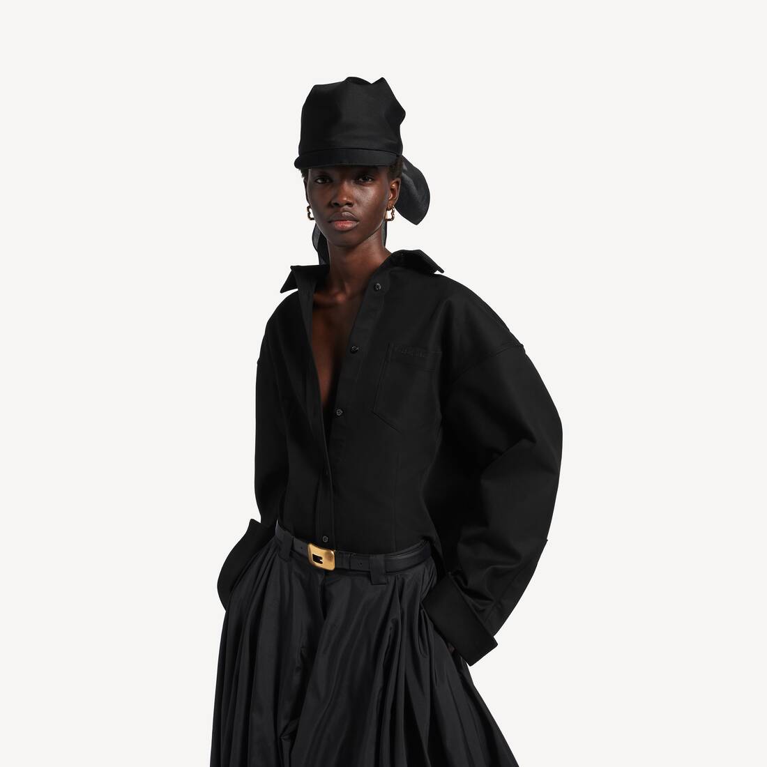 Women's Classic Shirt in Black | Balenciaga Saudi Arabia EN - Image 5