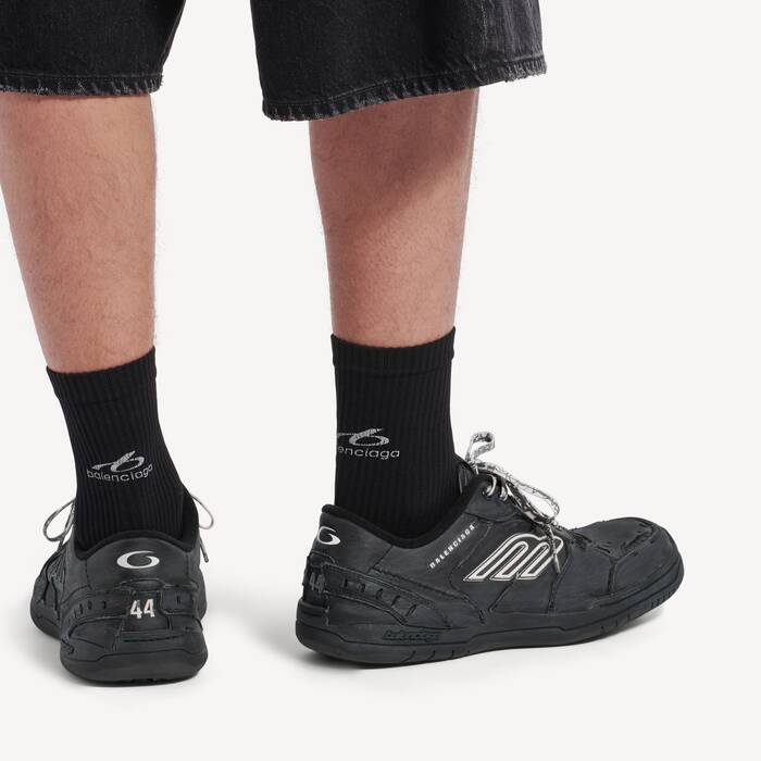 Men's Hamptons Worn-out Sneaker in Black - Men | Balenciaga Cyprus EN - Image 3