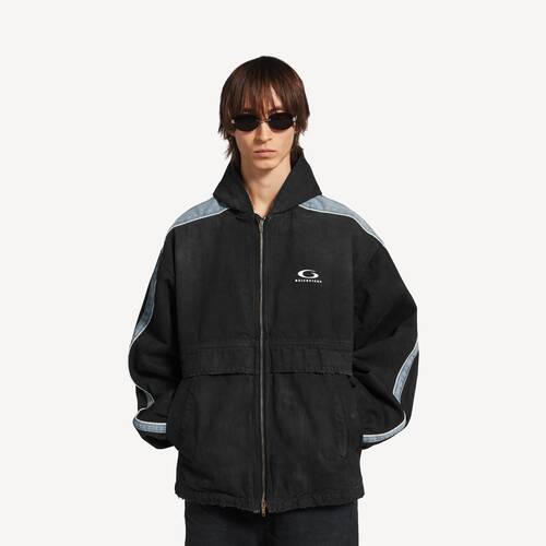 piping detail jacket