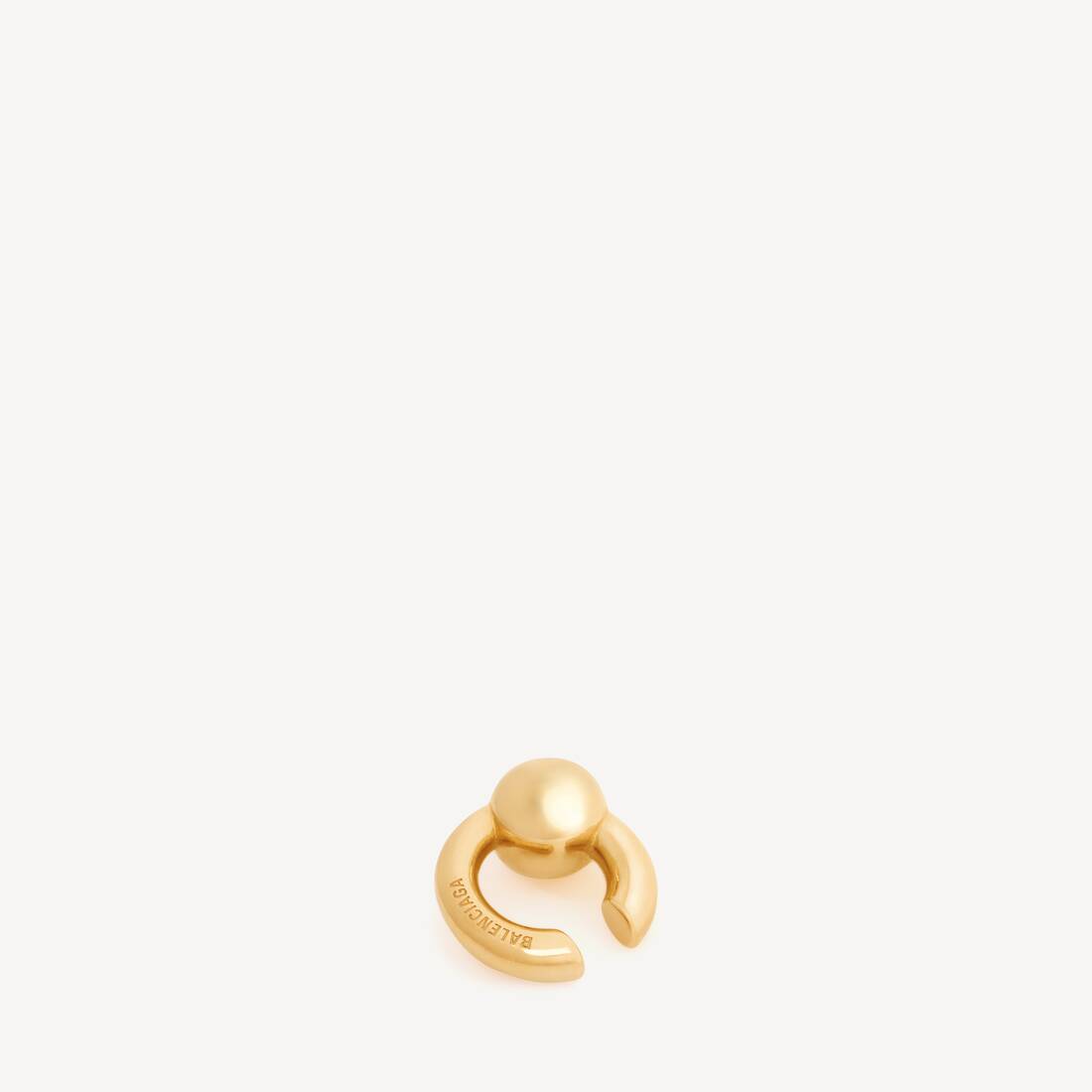 Atom Ear Cuff in Shiny Gold | Balenciaga Austria EN - Image 2