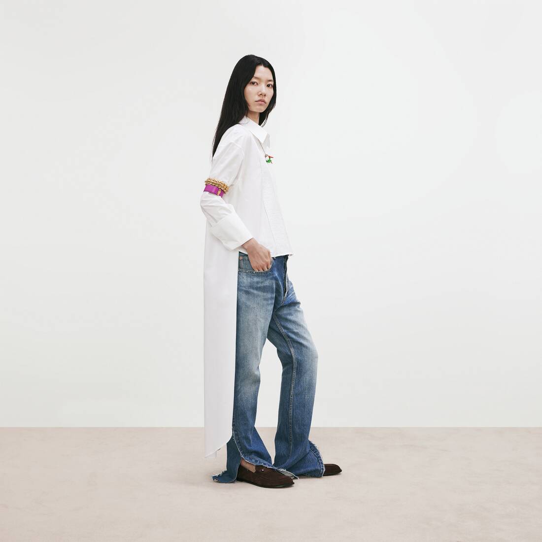 Women's Distressed Patched Jeans in Sky Blue | Balenciaga Switzerland EN - Image 3