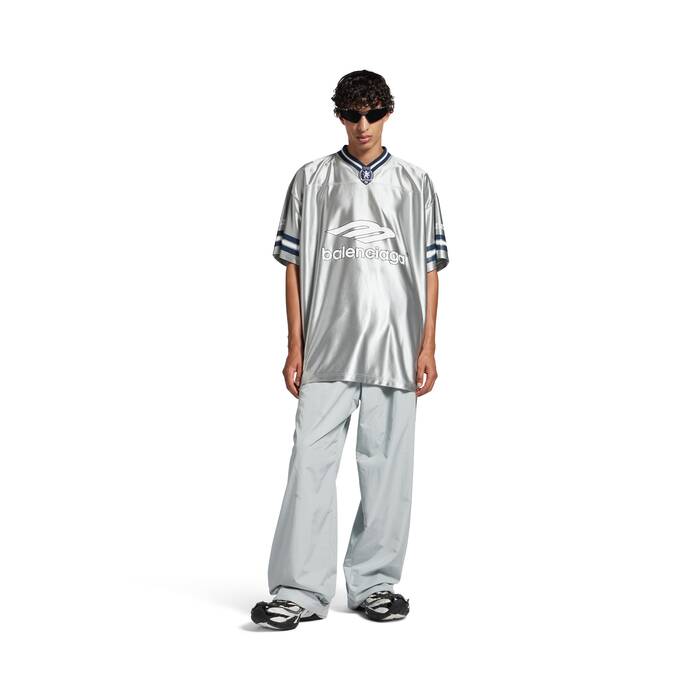 3b football v-neck t-shirt oversized