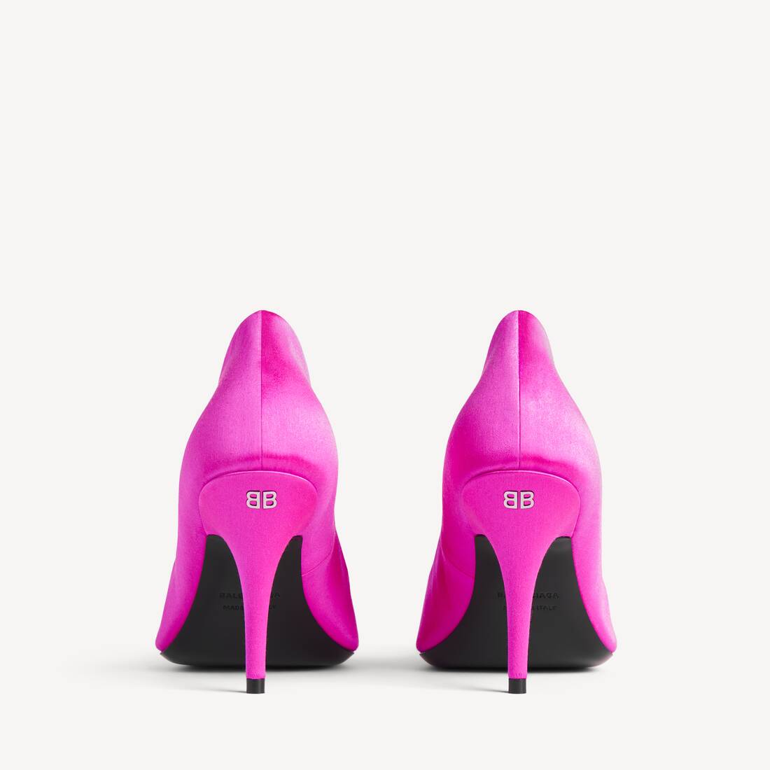 발렌시아가 애비뉴 팔라초 펌프스 869416W1WM45628