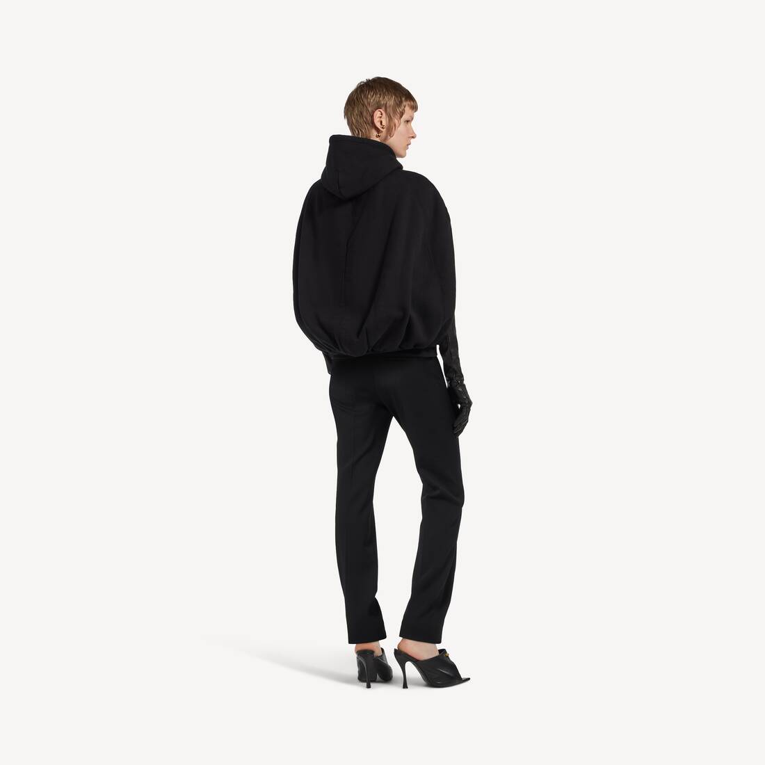 Felpa Mantella A Palloncino  da Donna in Nero | Balenciaga Italia IT - Image 4