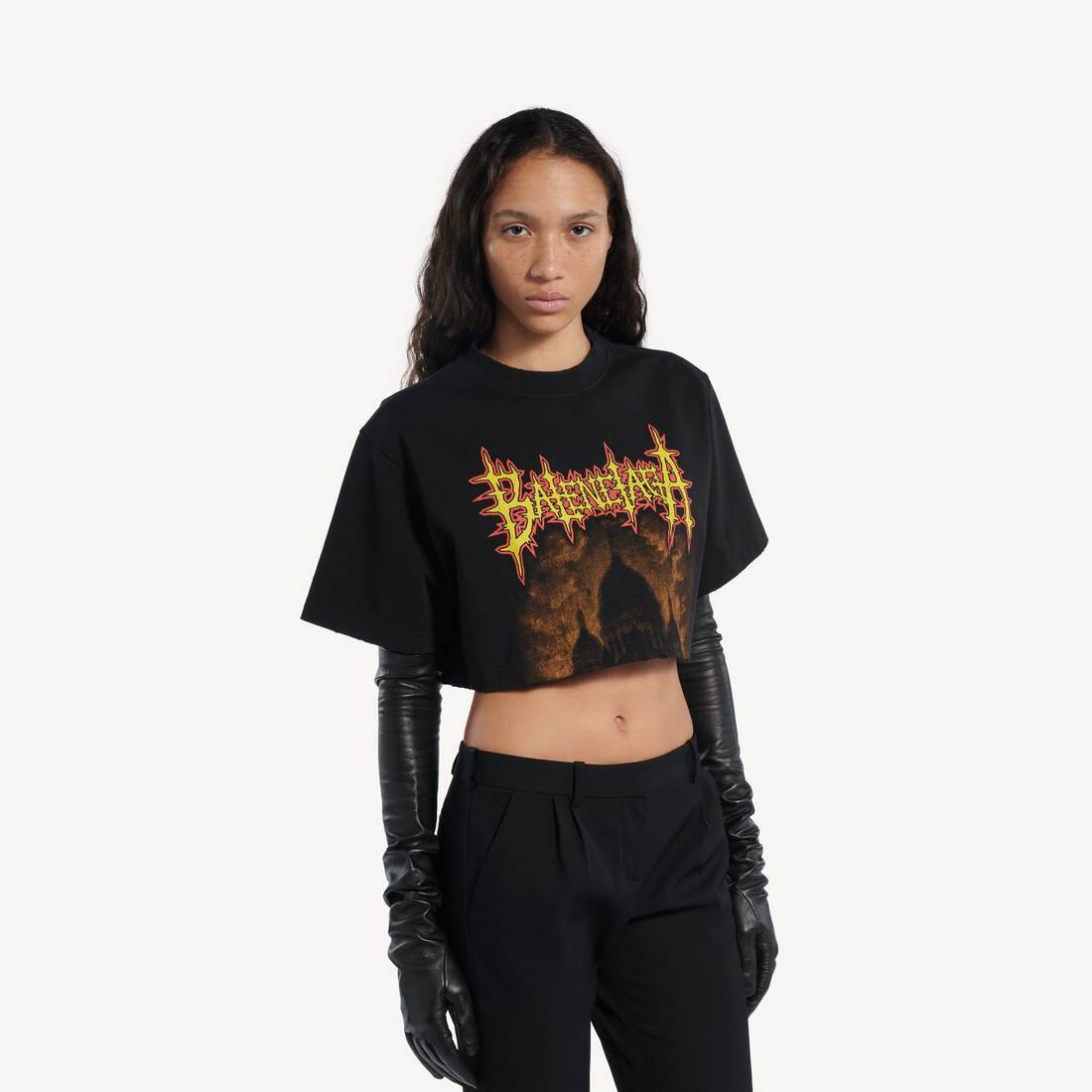 Women's Balenciaga Sacr&eacute; C&oelig;ur Cropped T-shirt in Black | Balenciaga Hungary EN - Image 6