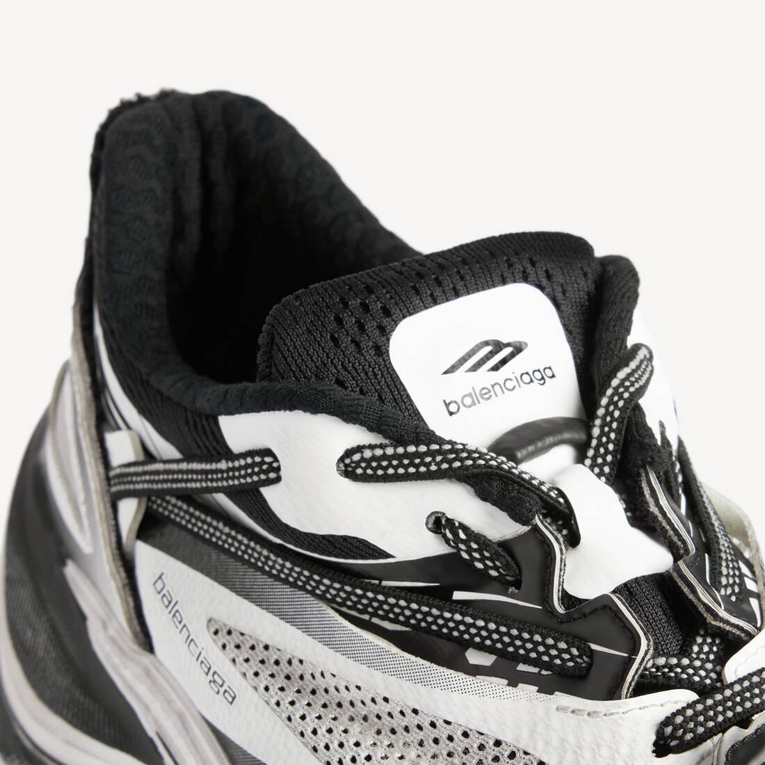 Men's Jet Sneaker in White/black | Balenciaga Thailand EN - Image 2