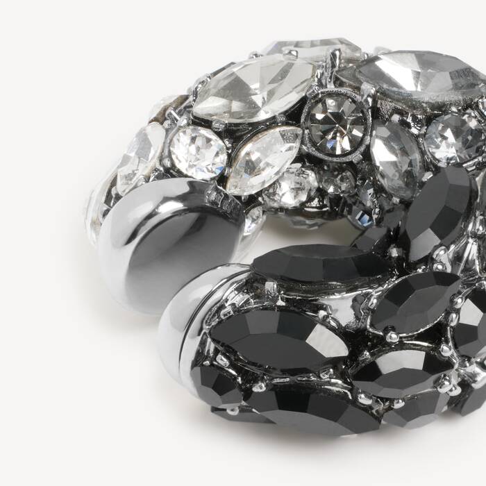Women's Eisa Xs Ear Cuff in Black/crystal/dark Ruthenium - Women | Balenciaga United States EN - Image 2