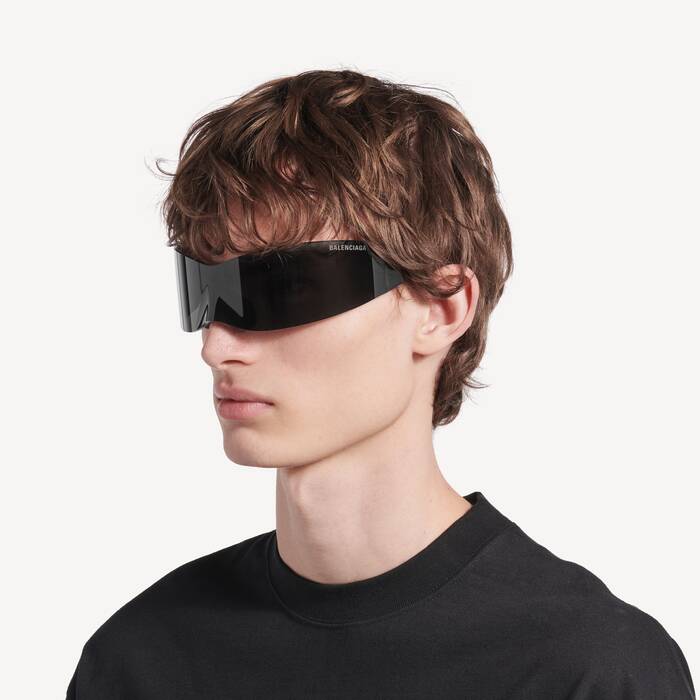 Panther Mask Sunglasses  in Black | Balenciaga Finland EN - Image 3