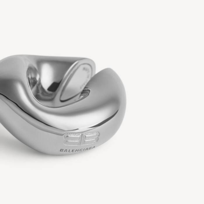 Women's Eisa Xs Ear Cuff in Shiny Silver - Women | Balenciaga United Kingdom EN - Image 3