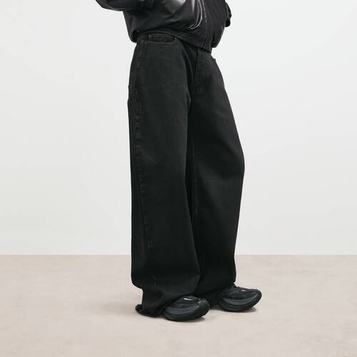 relaxed curved jeans