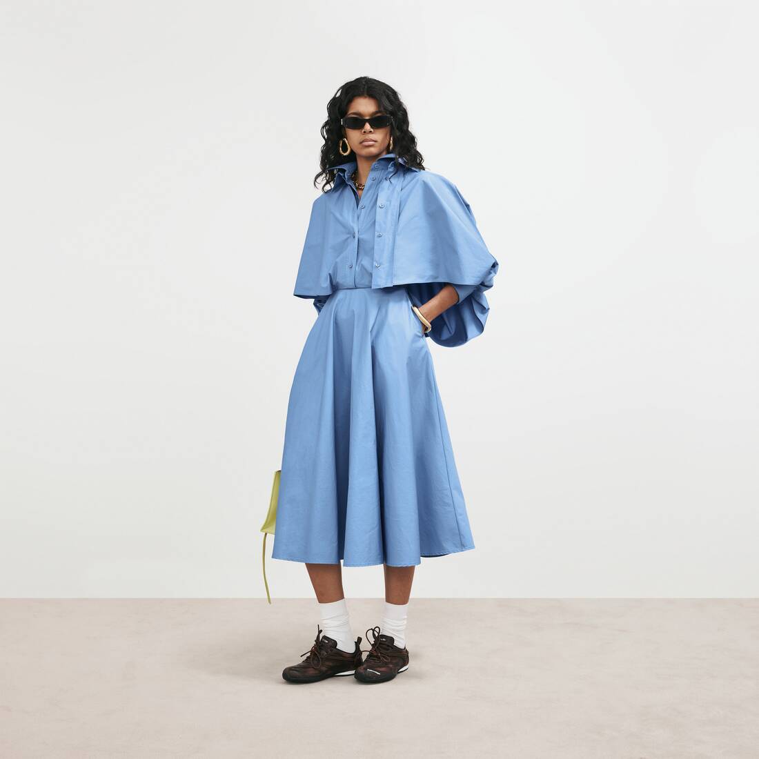 Women's Long Poplin Dress in Light Blue | Balenciaga Japan EN - Image 3