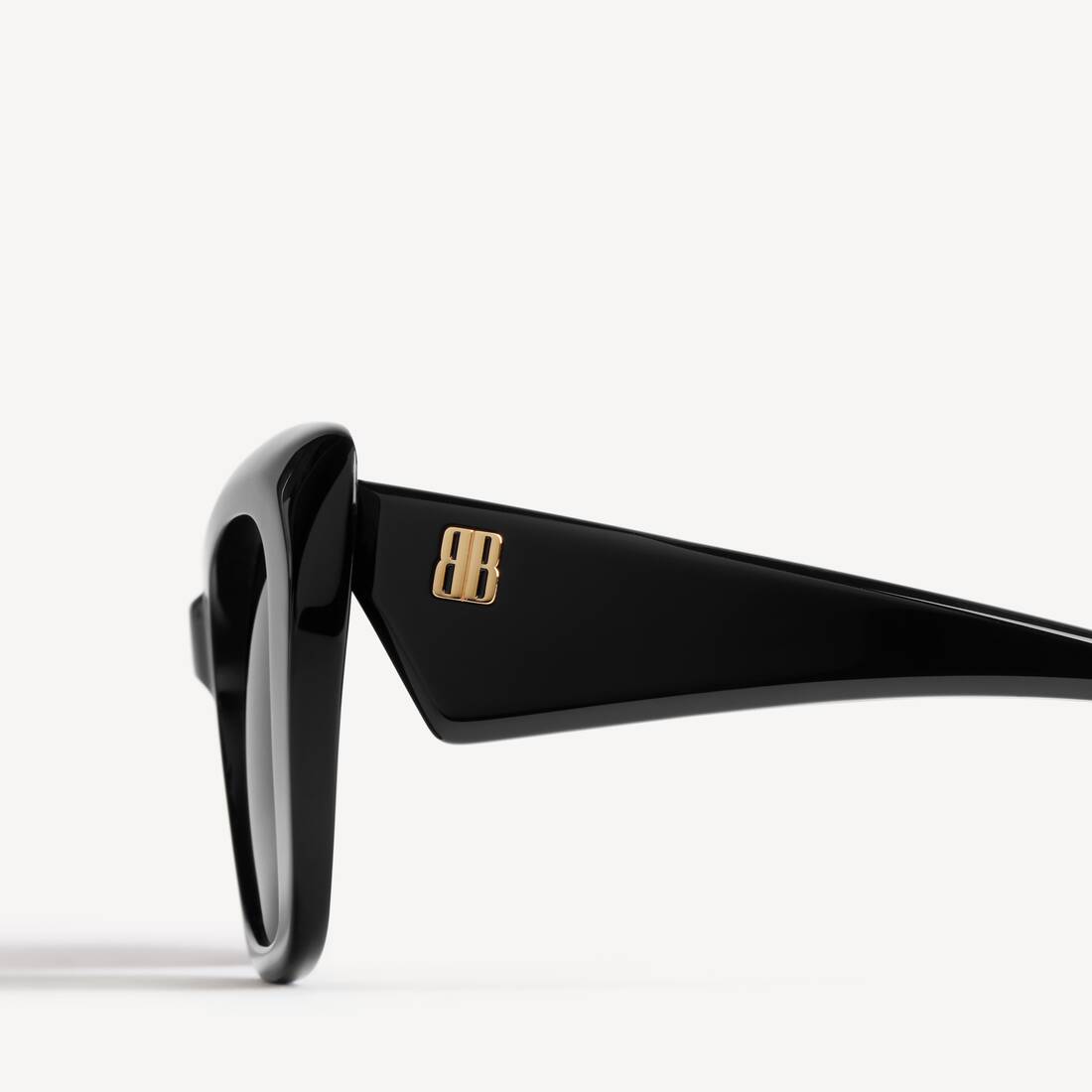 Women's Diva Butterfly Sunglasses in Black | Balenciaga Hong Kong SAR EN - Image 5