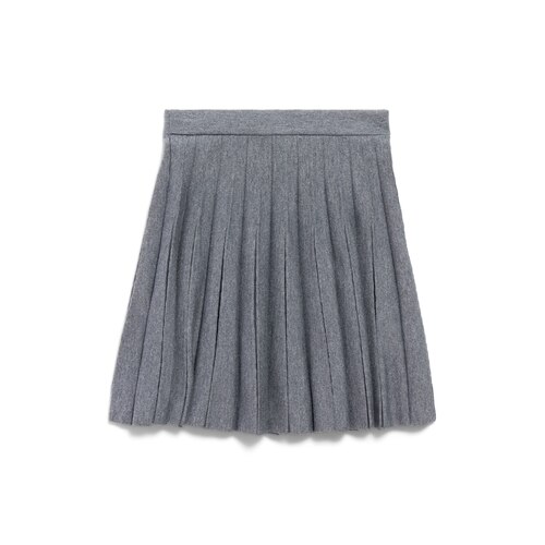 pleated skirt