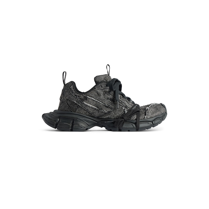 3xl sneaker