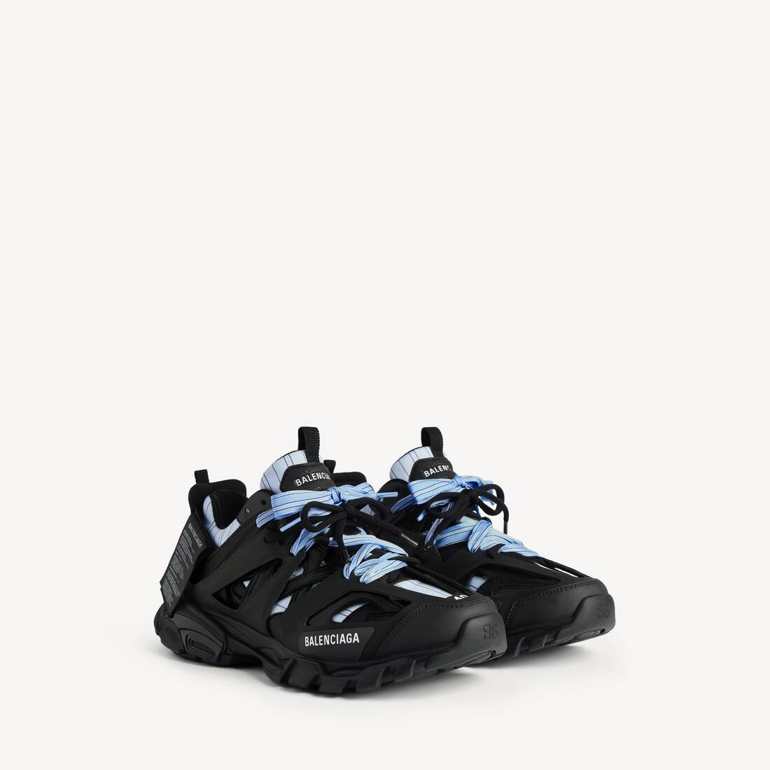 Men's Track Shirt Sneaker in Black | Balenciaga Qatar EN - Image 2