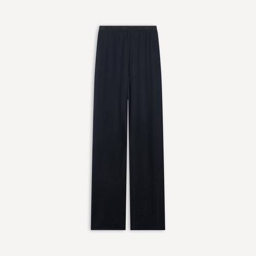 cal&ccedil;a com el&aacute;stico