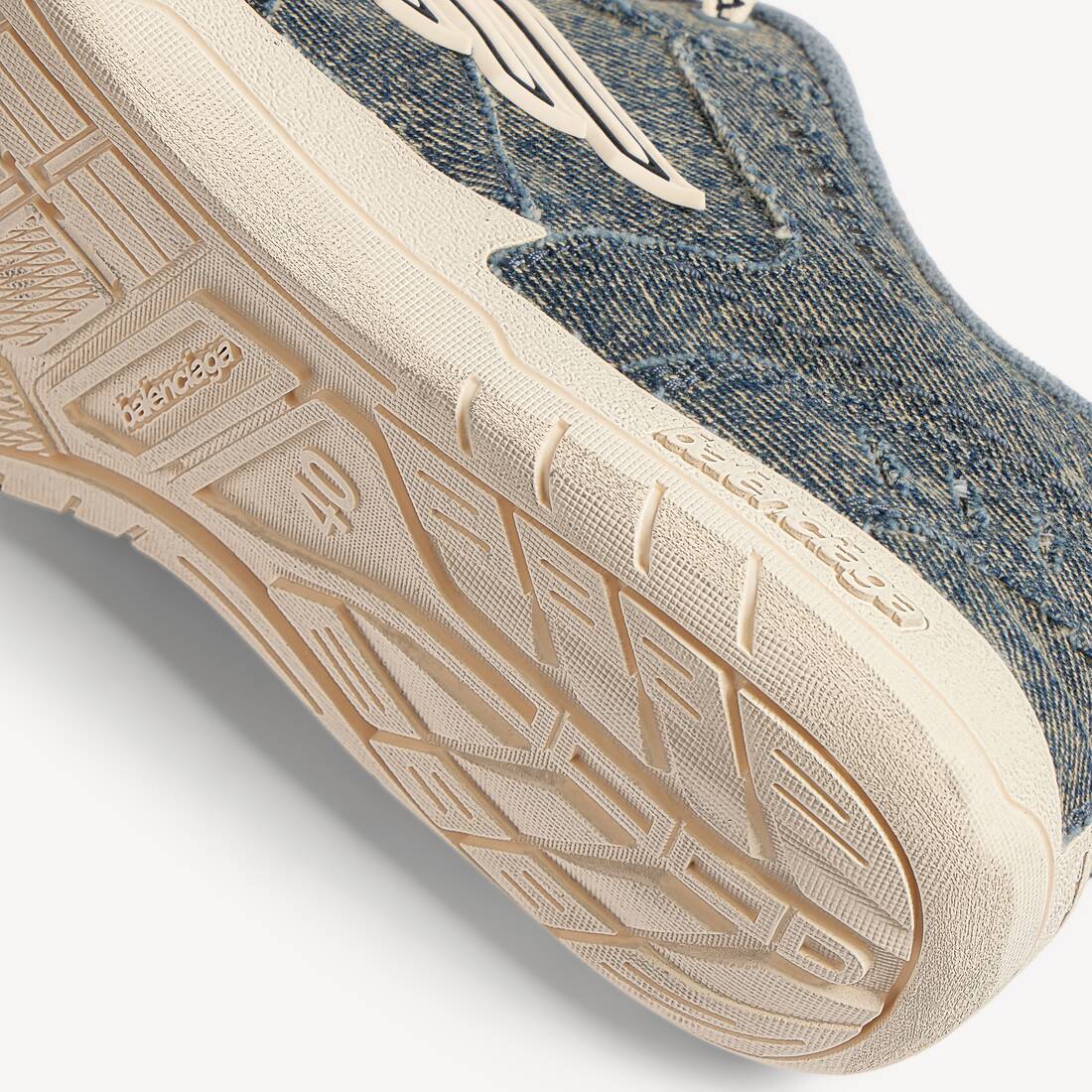 Men's Hamptons Denim Sneaker in Blue/off White | Balenciaga Canada EN - Image 5