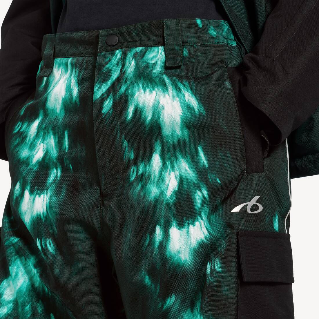 Men's Bodies Technical Cargo Trousers in Dark Green | Balenciaga United Kingdom EN - Image 6