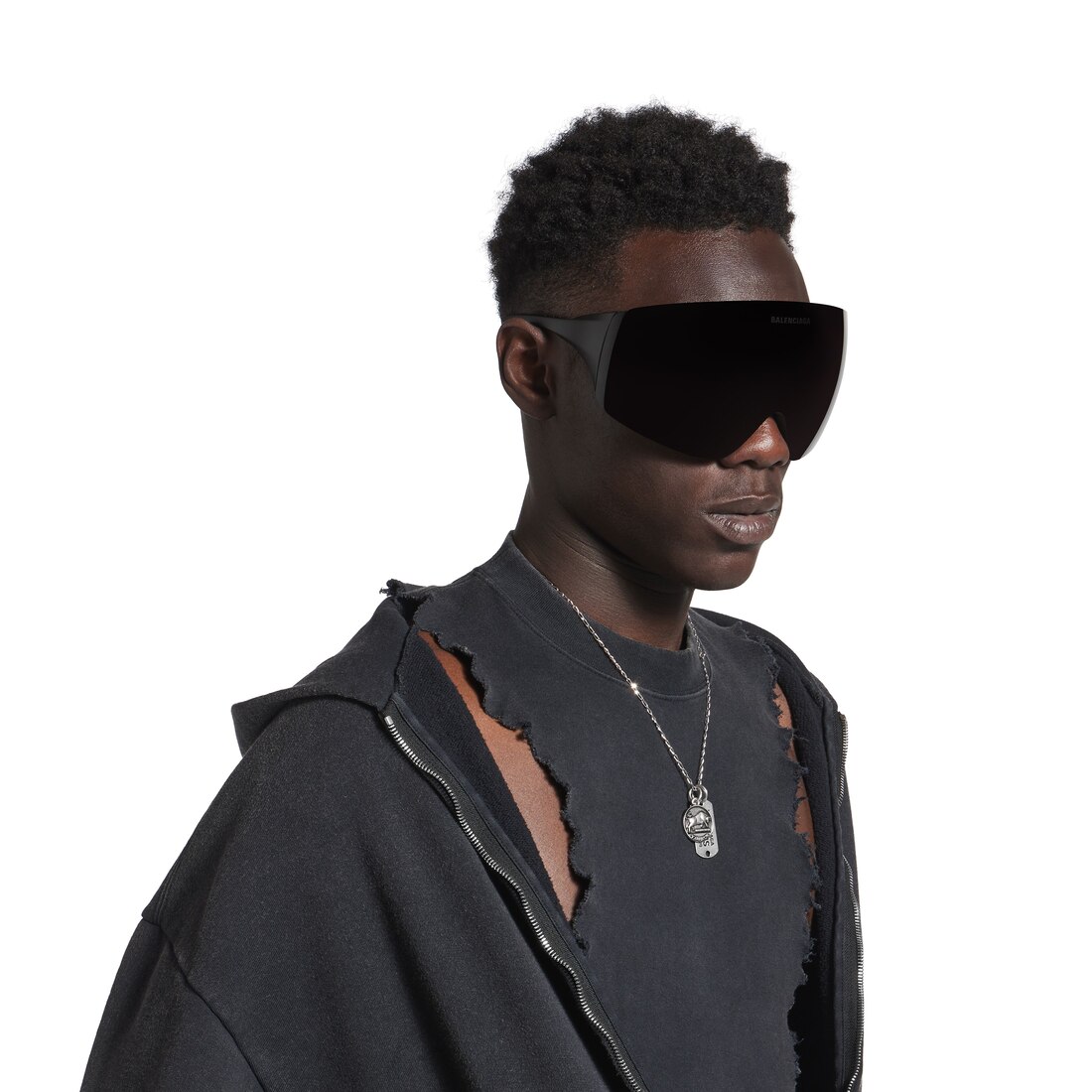 BALENCIAGA ネックレス　牡牛　*値下げ中 BALENCIAGA ネックレス 牡牛 *値下げ中 - メルカリ