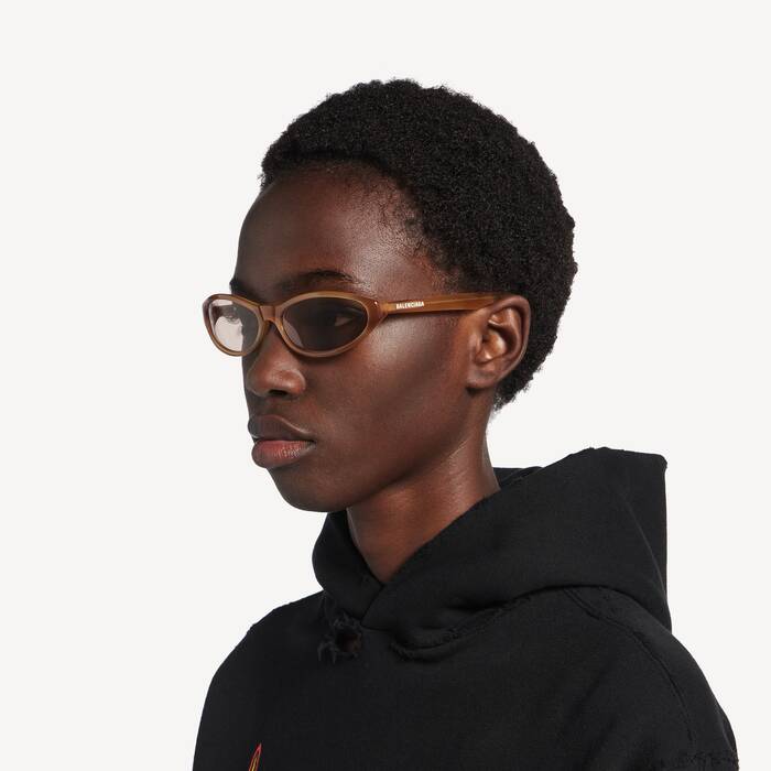 네오 라운드 선글라스 블론드 스트라이프 하바나 | 발렌시아가 대한민국 KO - Image 3