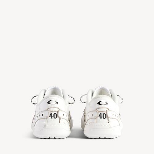 hamptons clean sneaker