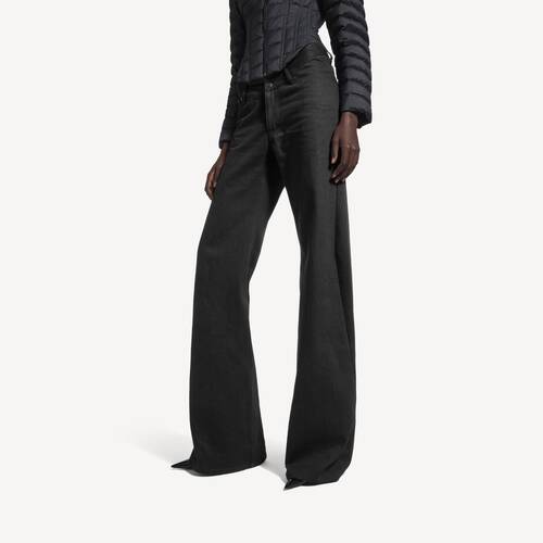 curved waist pants