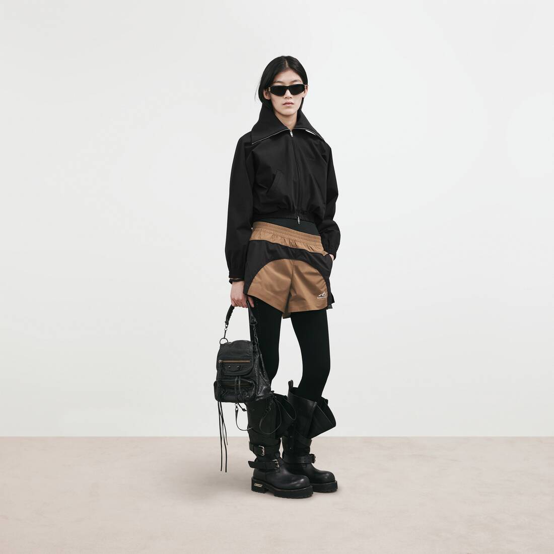 Women's Office Zip-up Jacket in Black | Balenciaga Singapore EN - Image 2