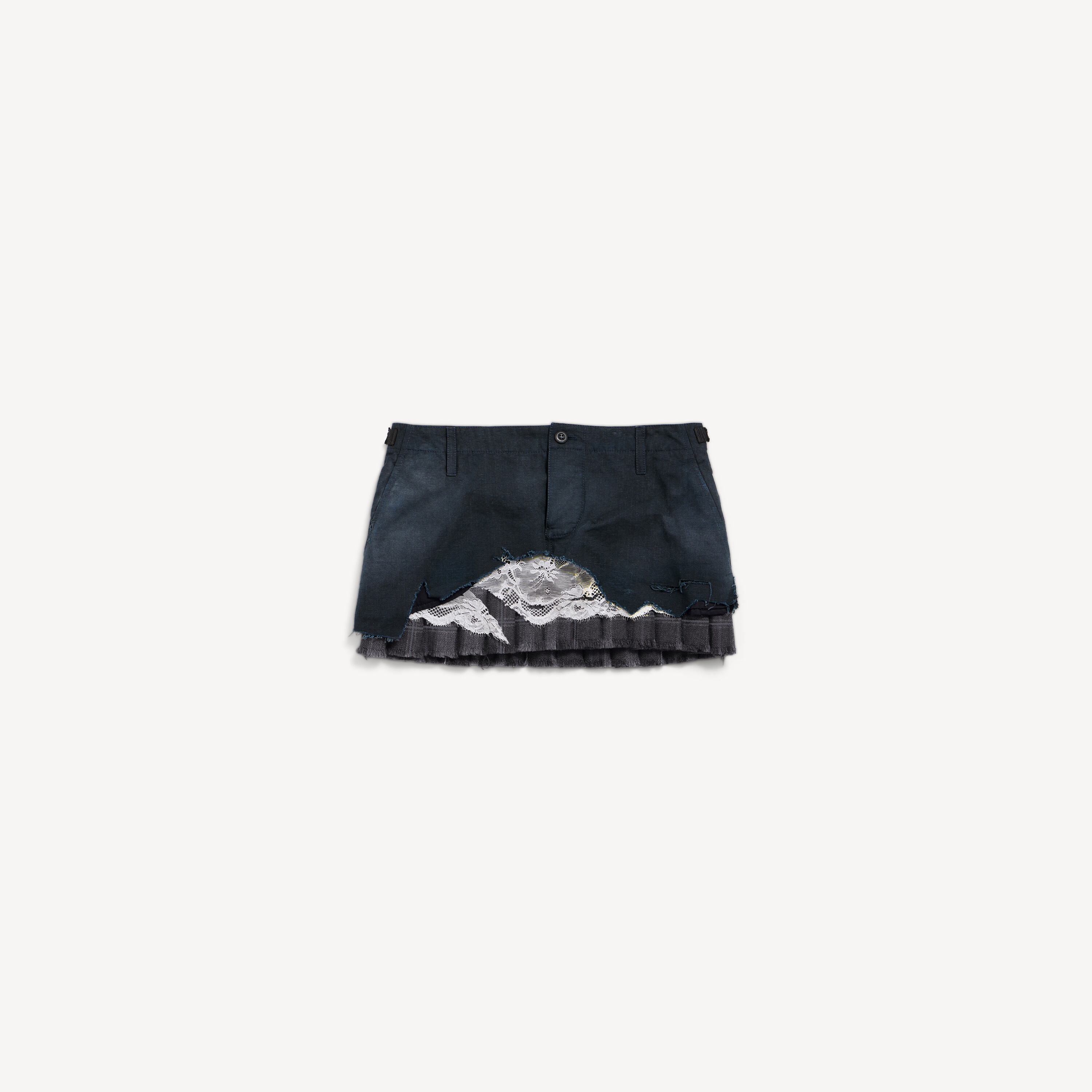 Women's Patched Cargo Skirt in Anthracite