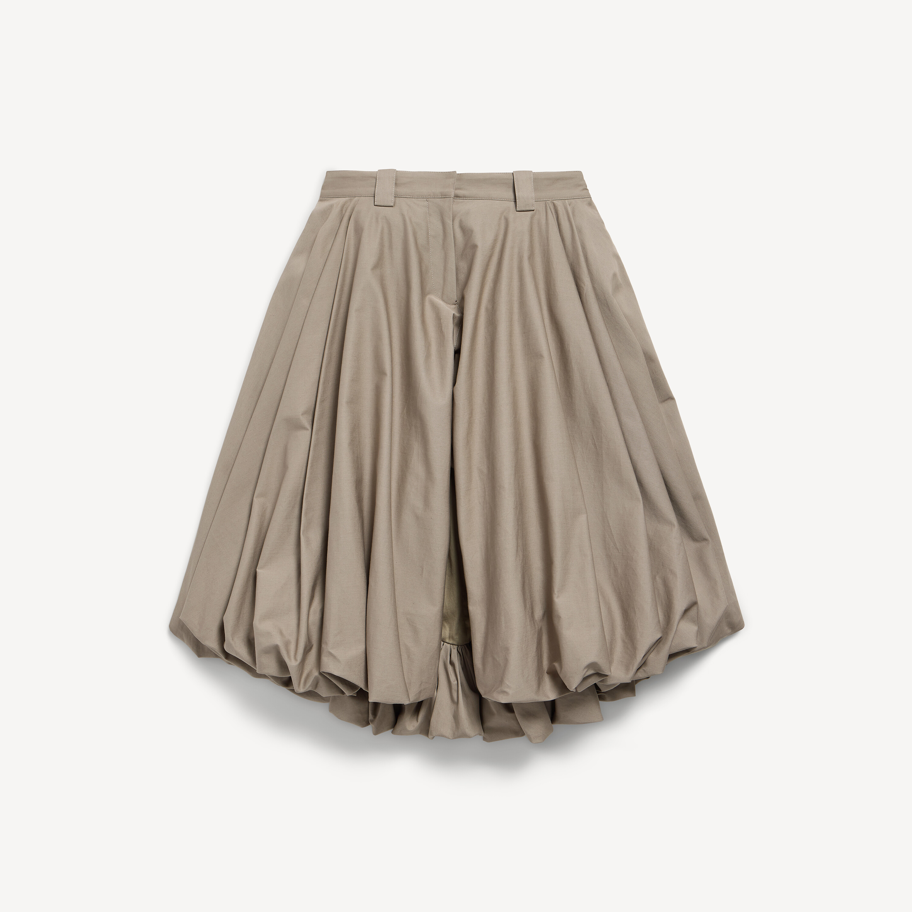 Women's Balloon Shorts in New Beige