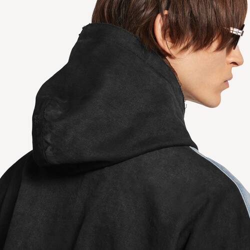 piping detail jacket