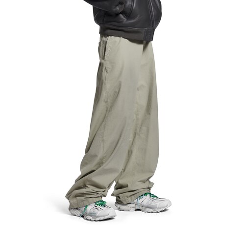 track trail laces sneaker