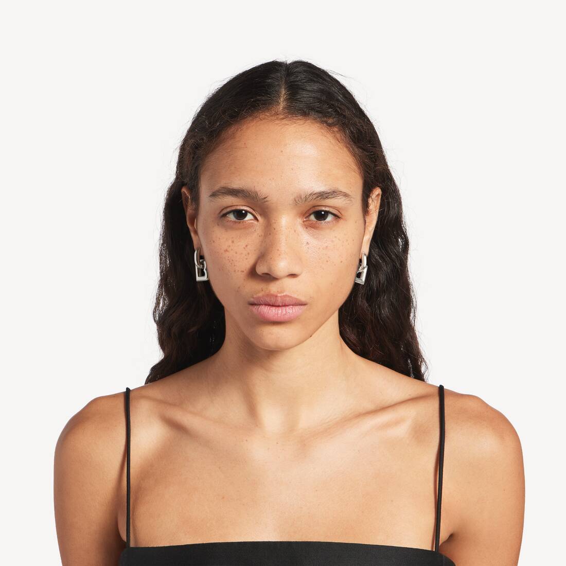 Women's B Xs Hoop Earrings in Shiny Silver | Balenciaga Sweden EN - Image 4