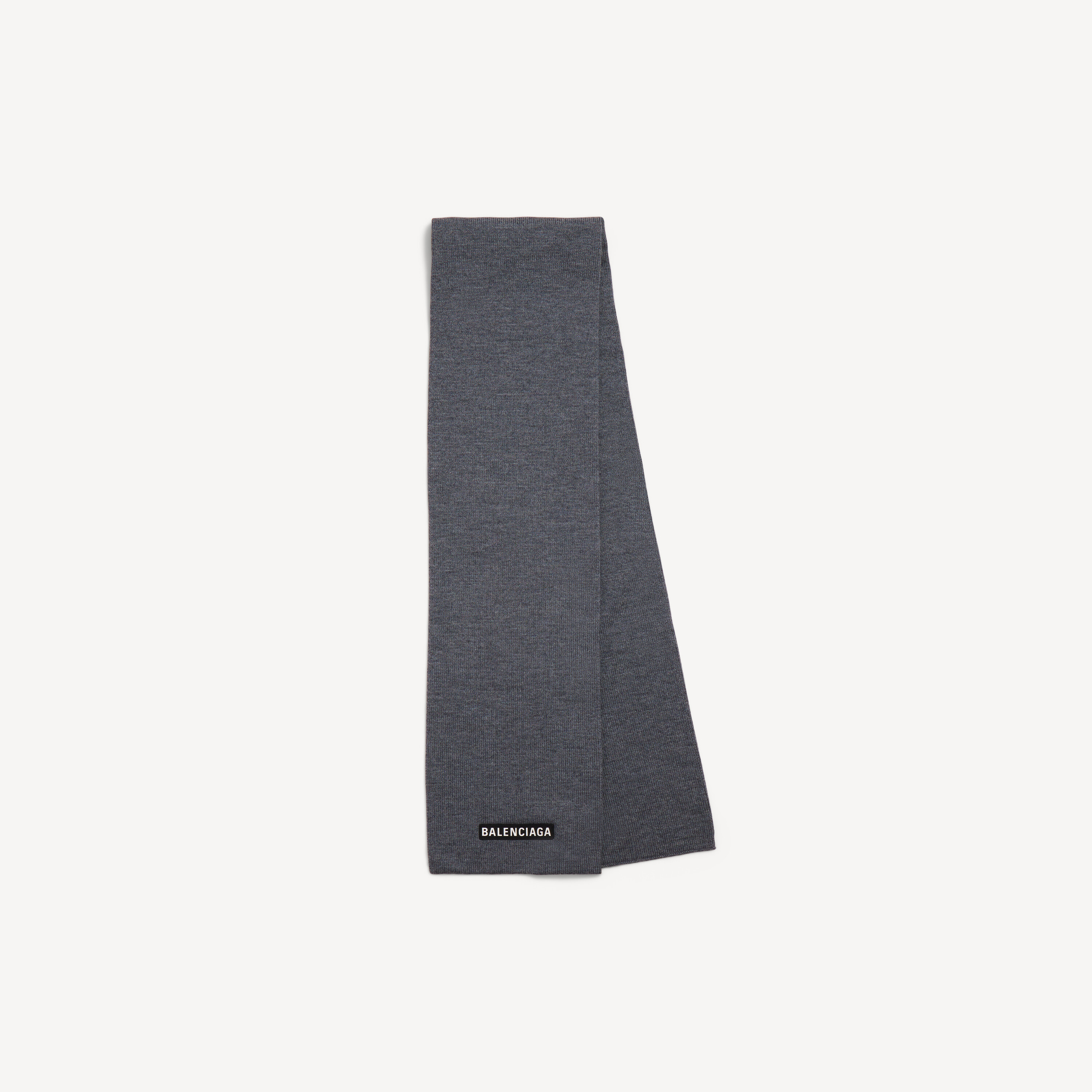 Patch scarf