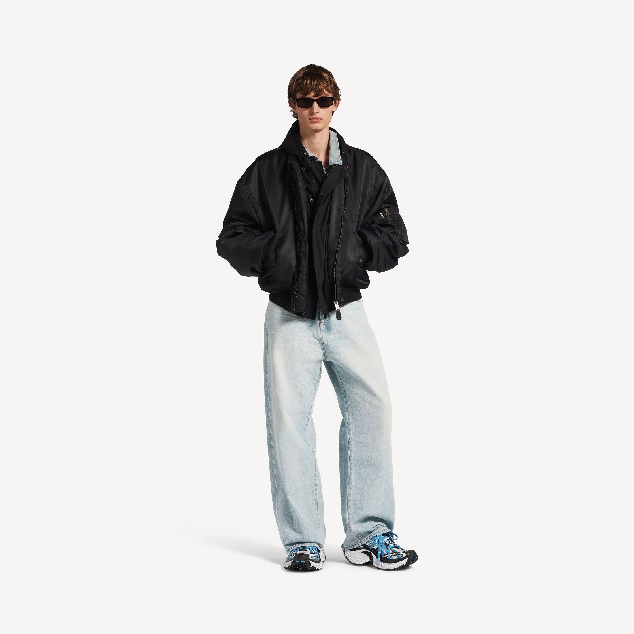 발렌시아가 남성 6XL 익스트림 레이스 스니커즈 화이트/블루/블랙 863710W6XEX9401